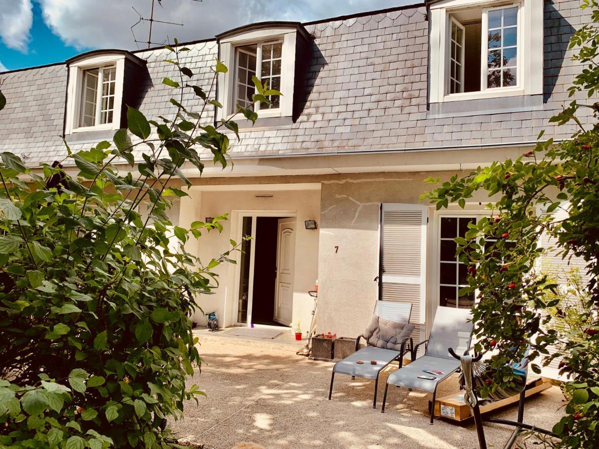 Parc De Buc Bed & Breakfast Buc  Exterior foto